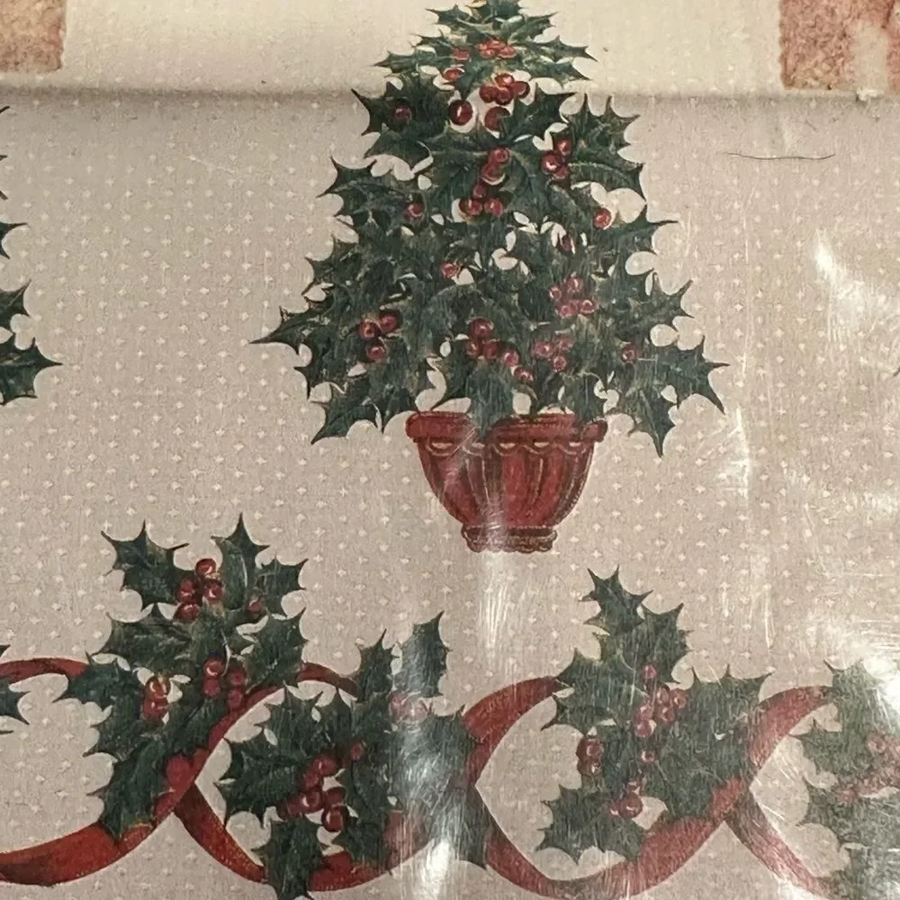 Vintage Wilton Court Christmas Tablecloth Holly Trees 60